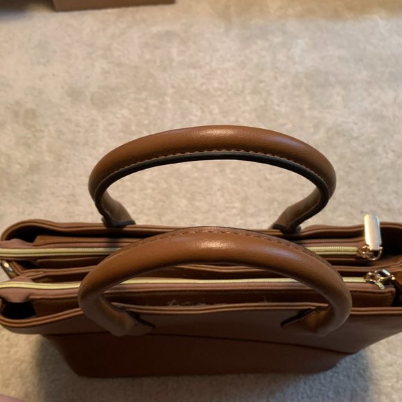 Studio Collection by Straw Studios NWT Cognac Bag - Picture 4 of 14